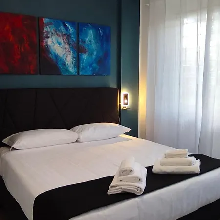 Ancient Colosseum Modern And Bright Apartament