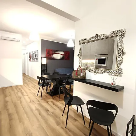 Ancient Colosseum Modern And Bright Apartament *