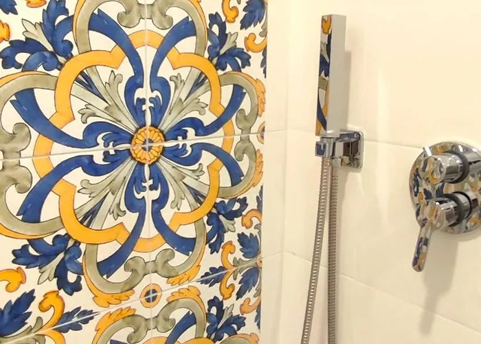 Ancient Colosseum Modern And Bright Apartament