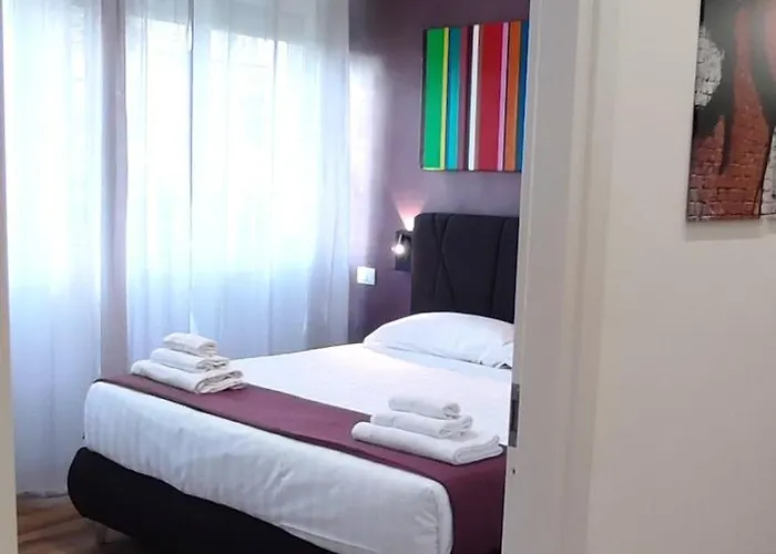 Ancient Colosseum Modern And Bright Apartament Rzym