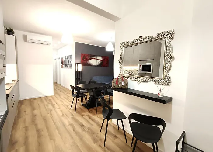 Ancient Colosseum Modern And Bright Apartament *