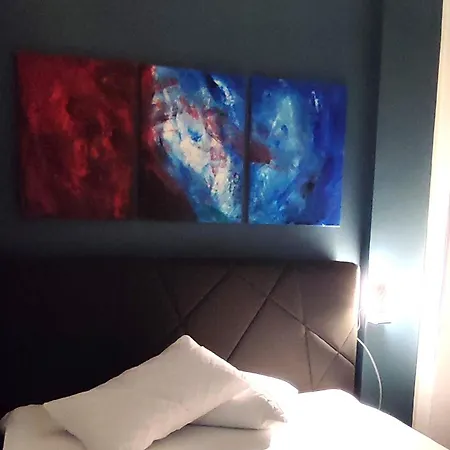 Ancient Colosseum Modern And Bright Appartement